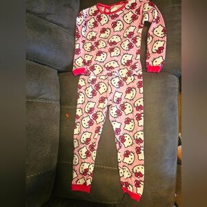 Girls 6 Hello Kitty Long Sleeve Pajama Set NWOT